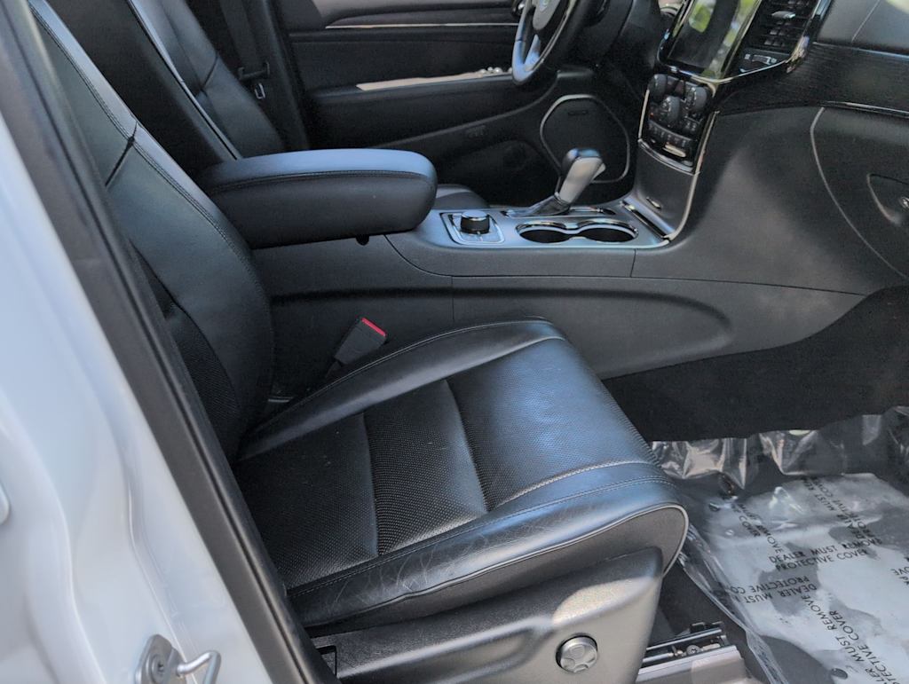 Thumbnail: 2020 Jeep Grand Cherokee - 11