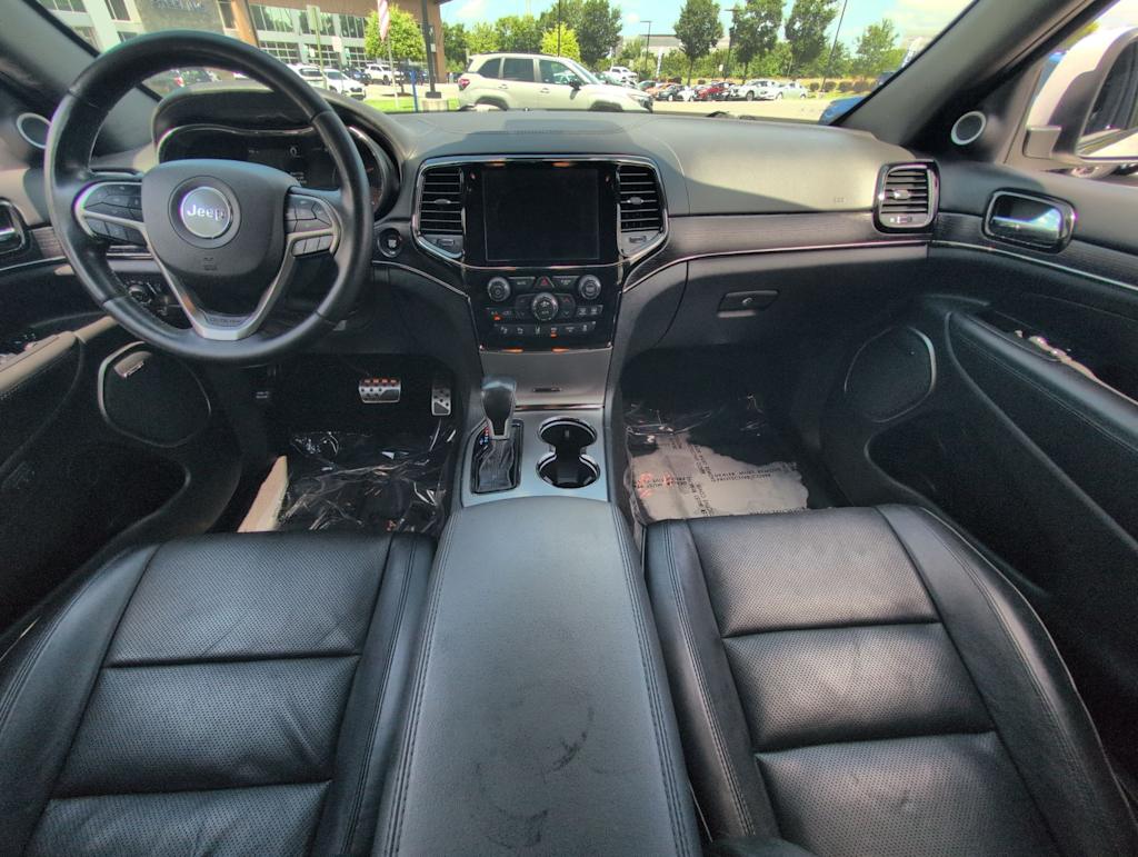 Thumbnail: 2020 Jeep Grand Cherokee - 9