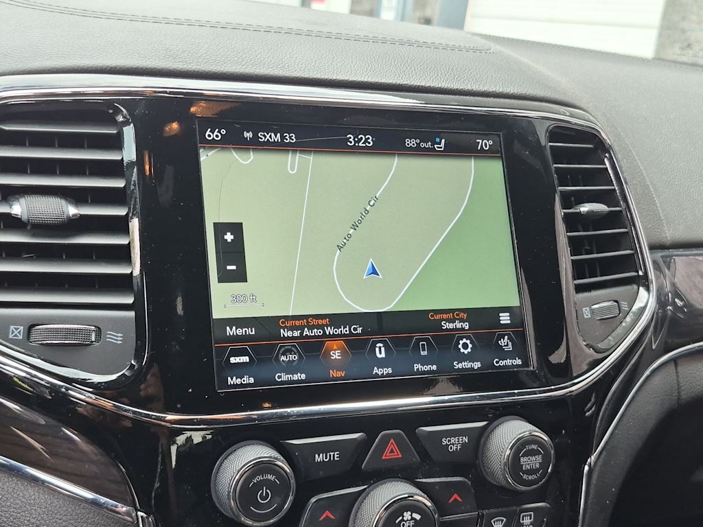 Thumbnail: 2020 Jeep Grand Cherokee - 30