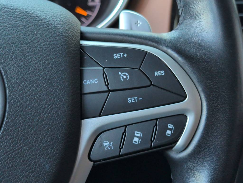 Thumbnail: 2020 Jeep Grand Cherokee - 29