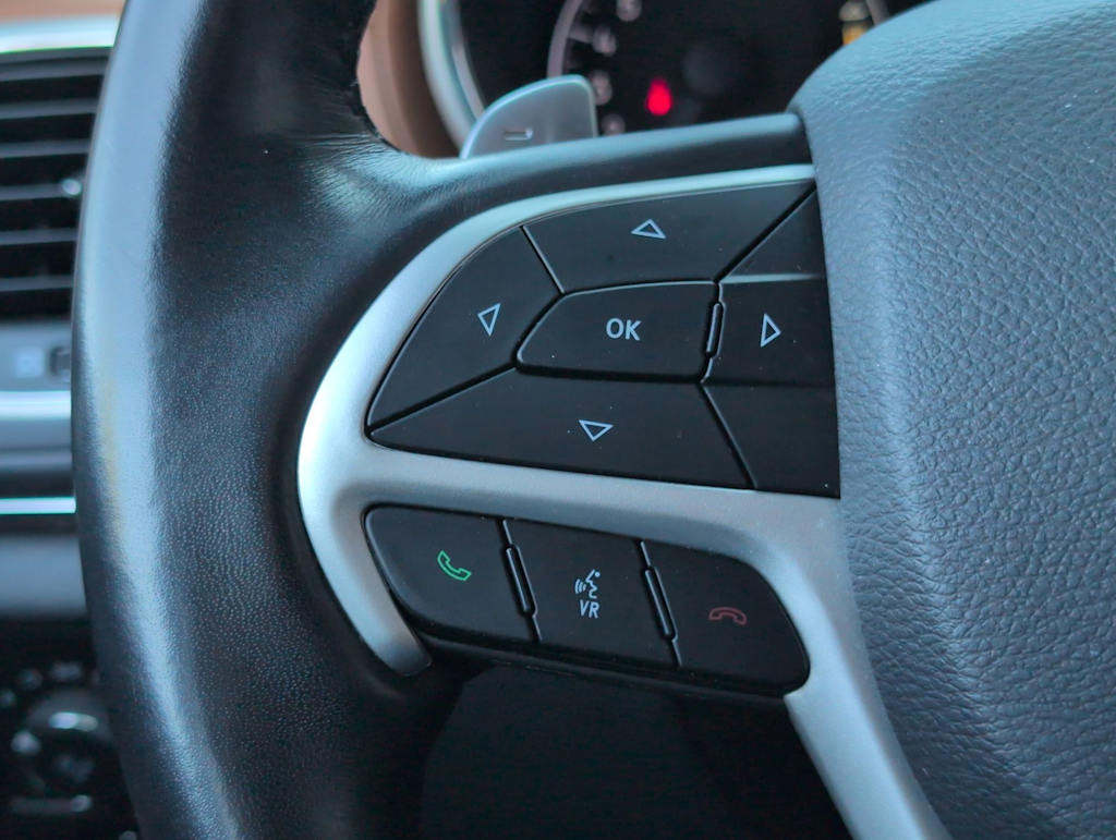 Thumbnail: 2020 Jeep Grand Cherokee - 28