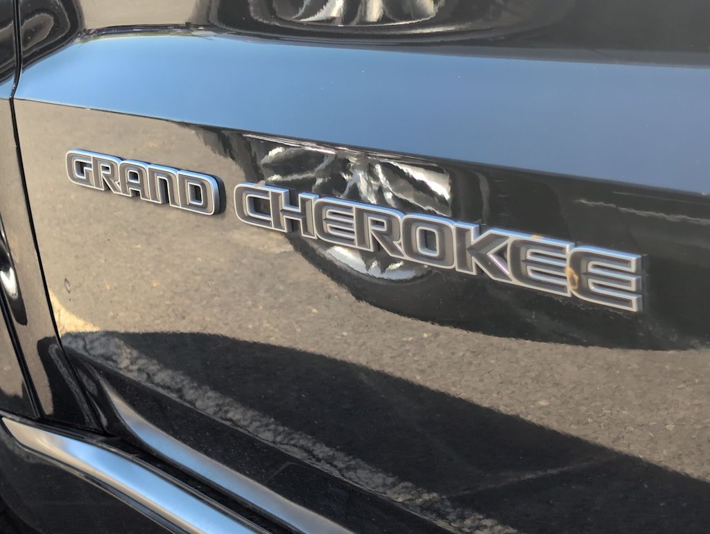 Thumbnail: 2020 Jeep Grand Cherokee - 24