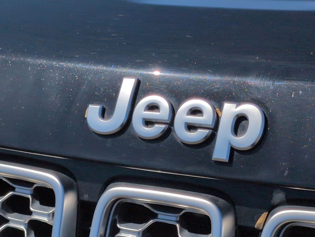 Thumbnail: 2020 Jeep Grand Cherokee - 7