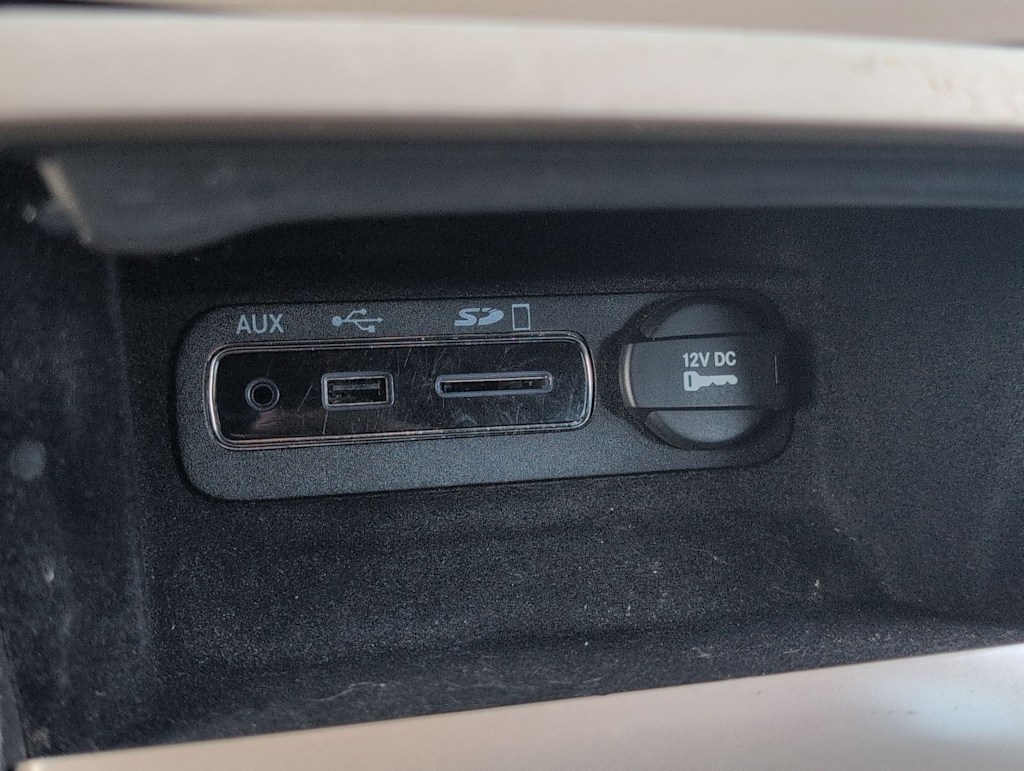Thumbnail: 2014 Jeep Grand Cherokee - 32