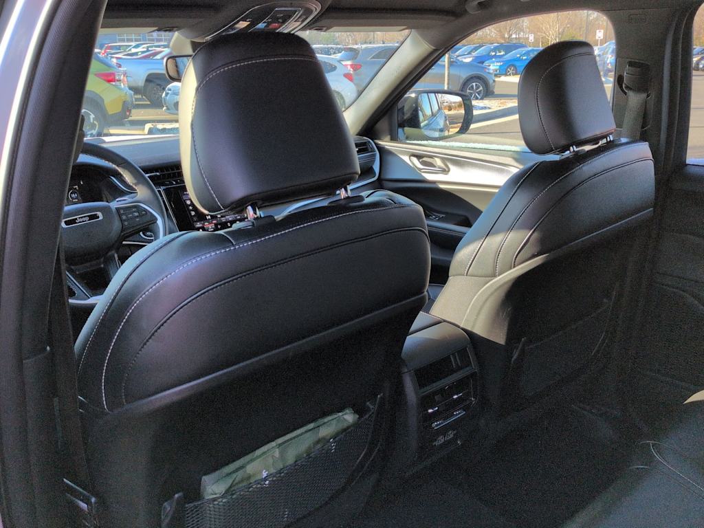 Thumbnail: 2024 Jeep Grand Cherokee - 24