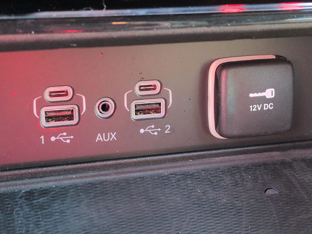 Thumbnail: 2024 Jeep Grand Cherokee - 33