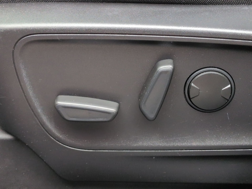 Thumbnail: 2023 Ford Escape - 24