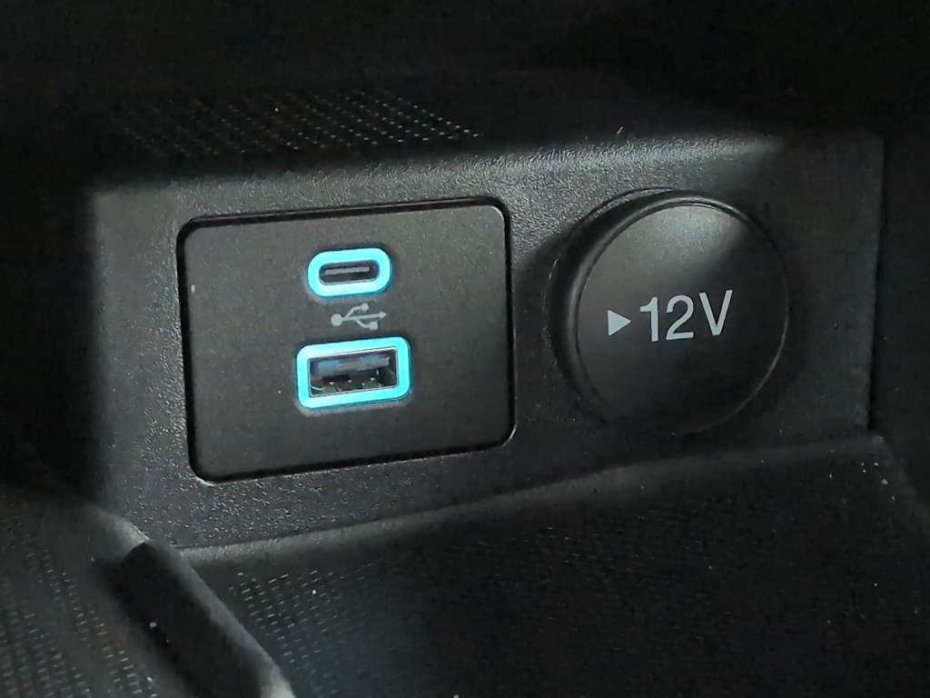 Thumbnail: 2023 Ford Escape - 35