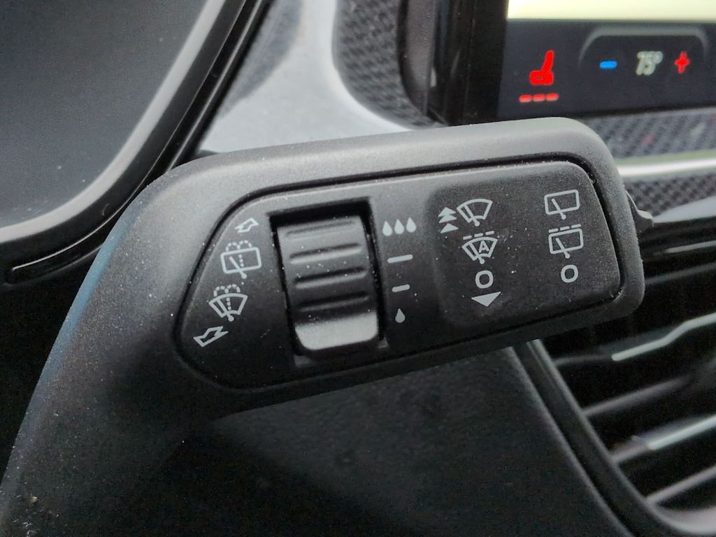 Thumbnail: 2023 Ford Escape - 30