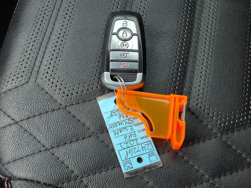 Thumbnail: 2023 Ford Escape - 16