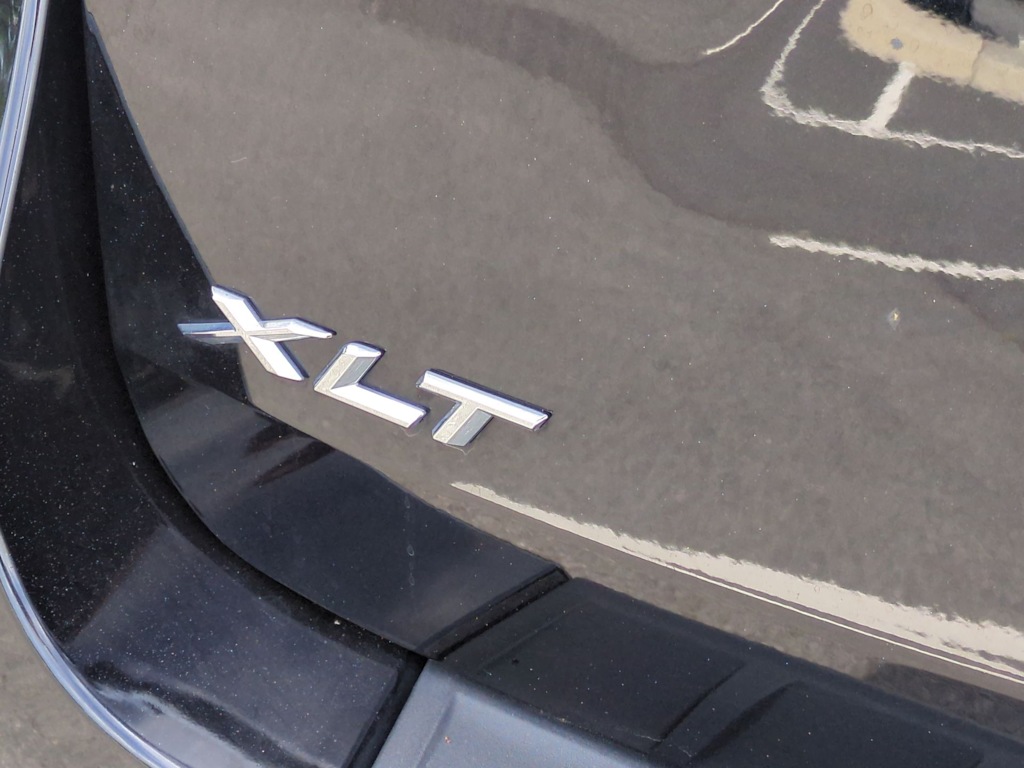 Thumbnail: 2023 Ford Explorer - 25