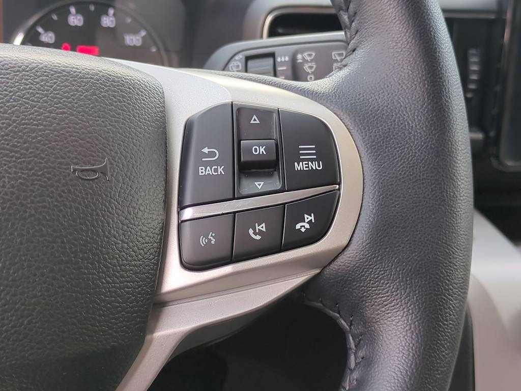 Thumbnail: 2023 Ford Explorer - 30