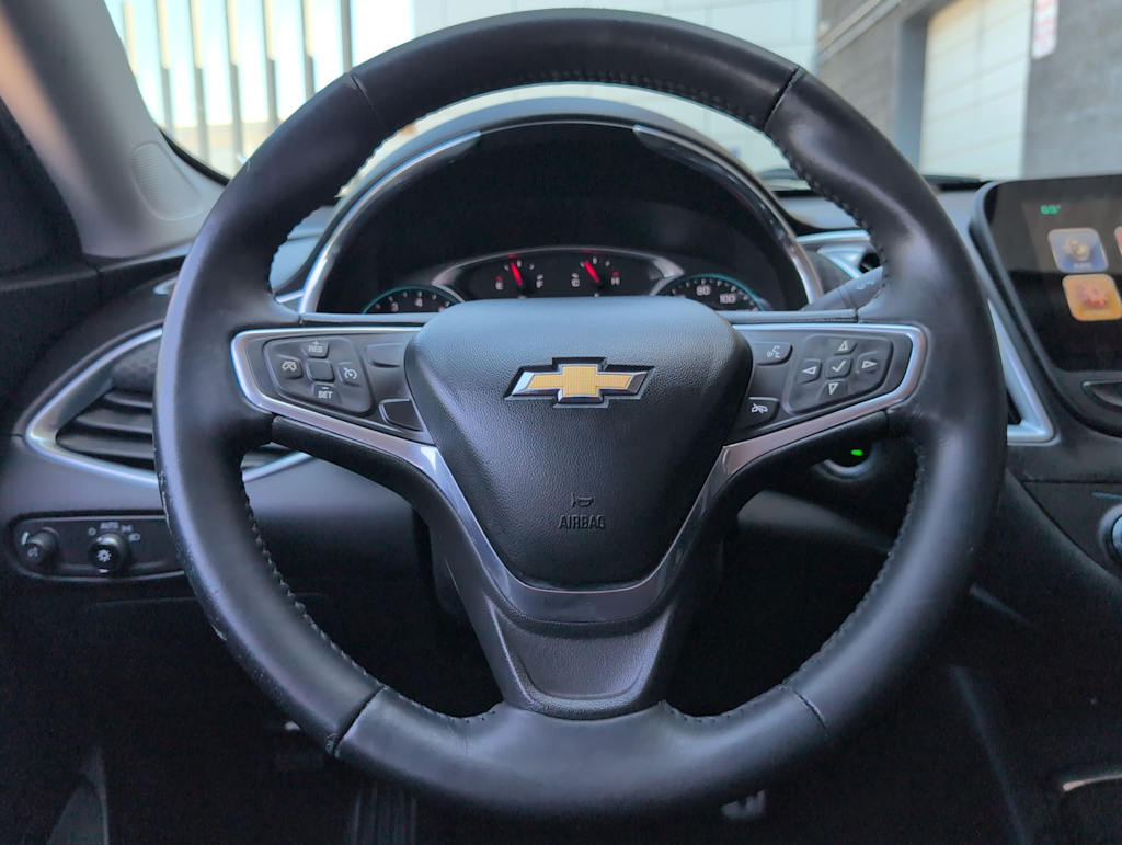Thumbnail: 2016 Chevrolet Malibu - 13