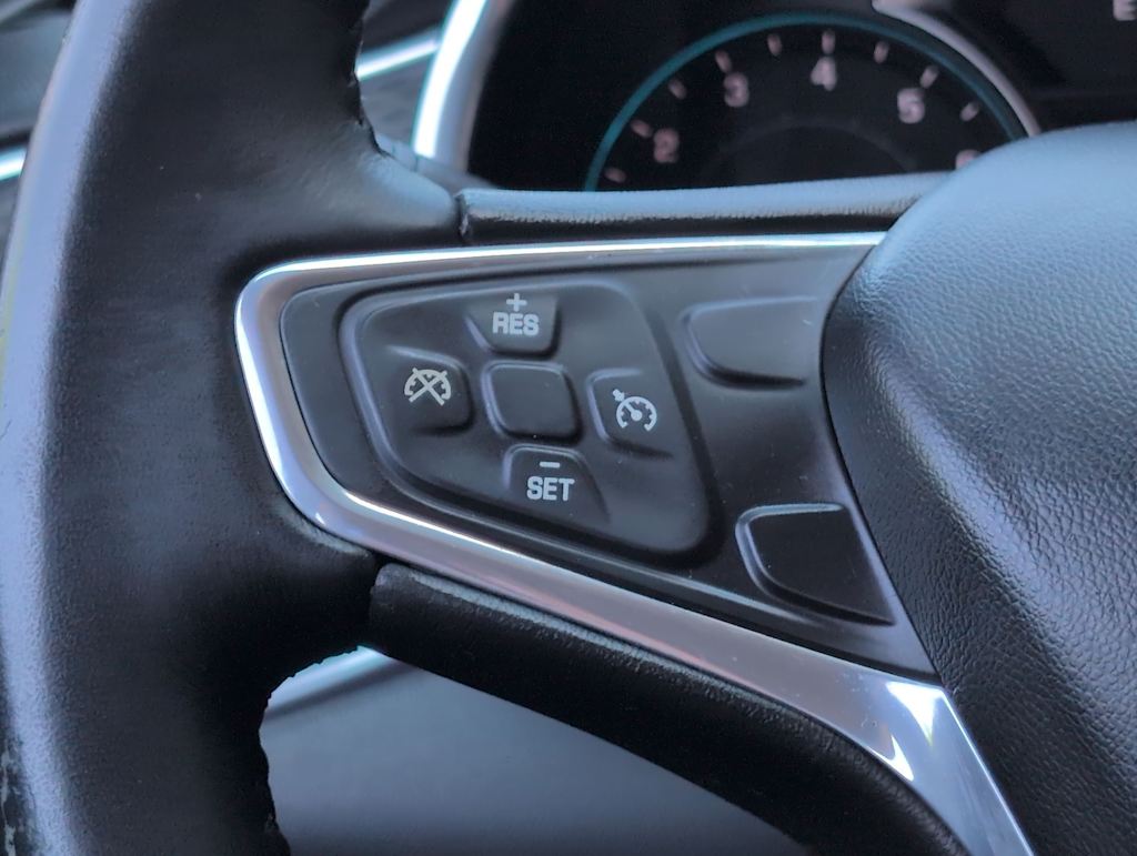 Thumbnail: 2016 Chevrolet Malibu - 29