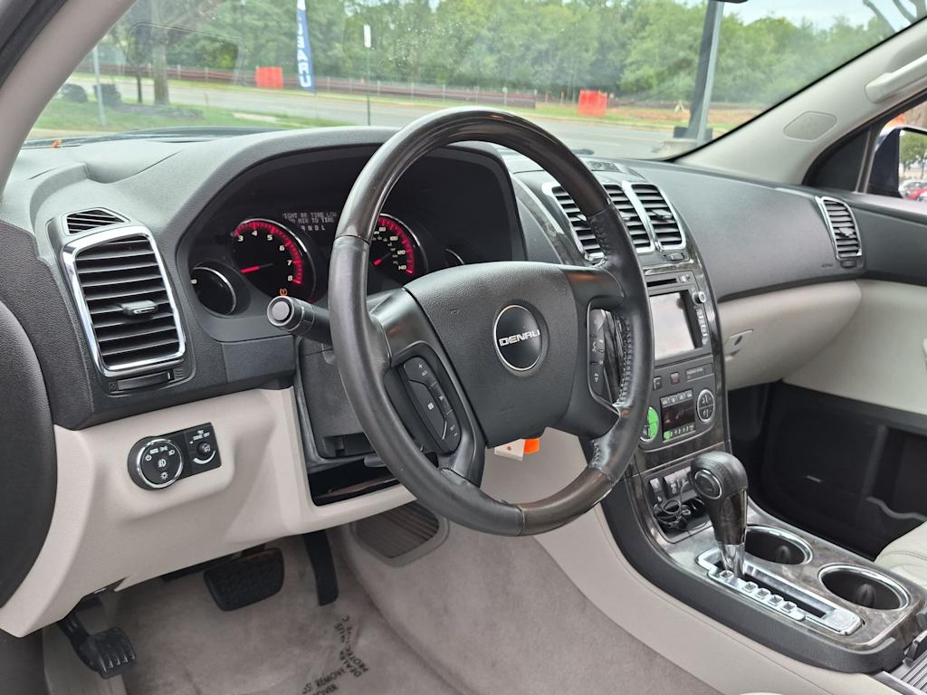 Thumbnail: 2012 GMC Acadia - 2