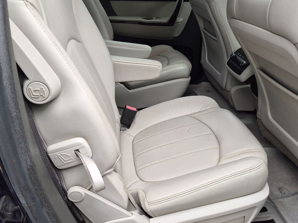 Thumbnail: 2012 GMC Acadia - 24