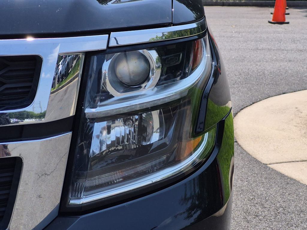 Thumbnail: 2020 Chevrolet Tahoe - 21