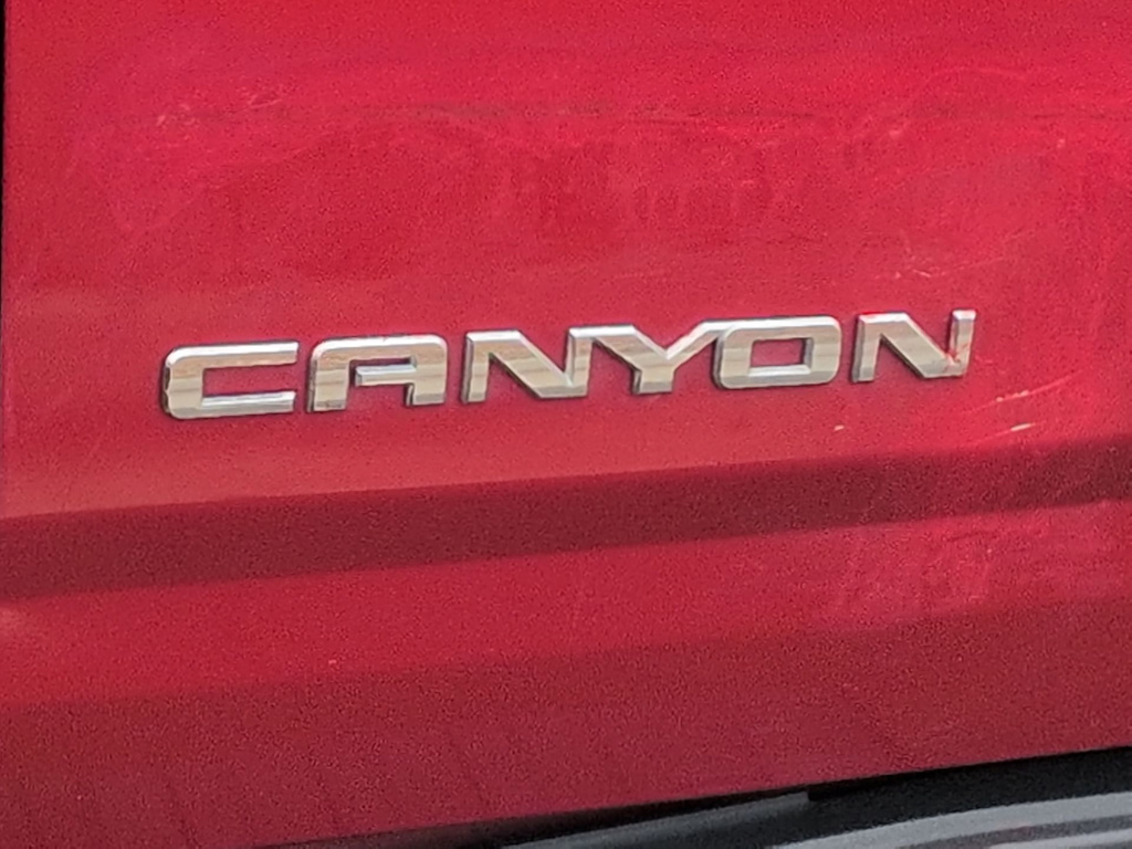 Thumbnail: 2016 GMC Canyon - 23