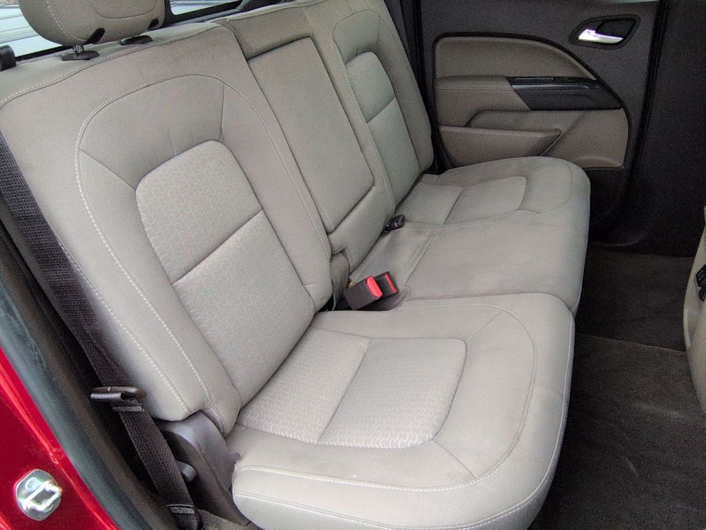 Thumbnail: 2016 GMC Canyon - 26