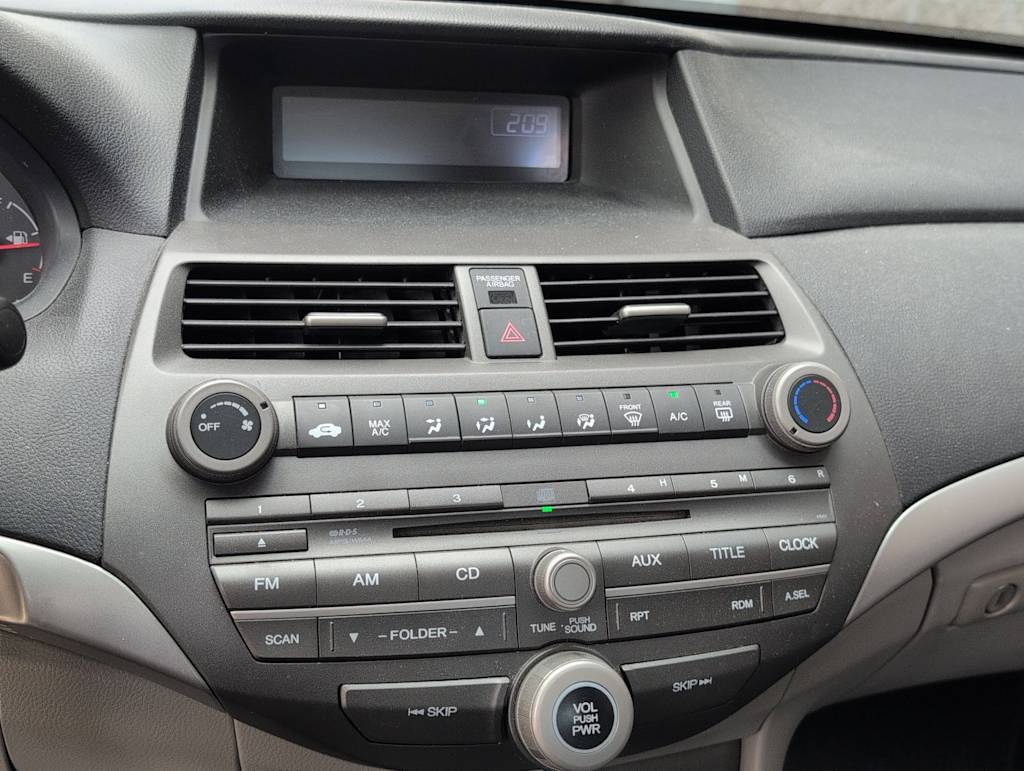 Thumbnail: 2011 Honda Accord - 13