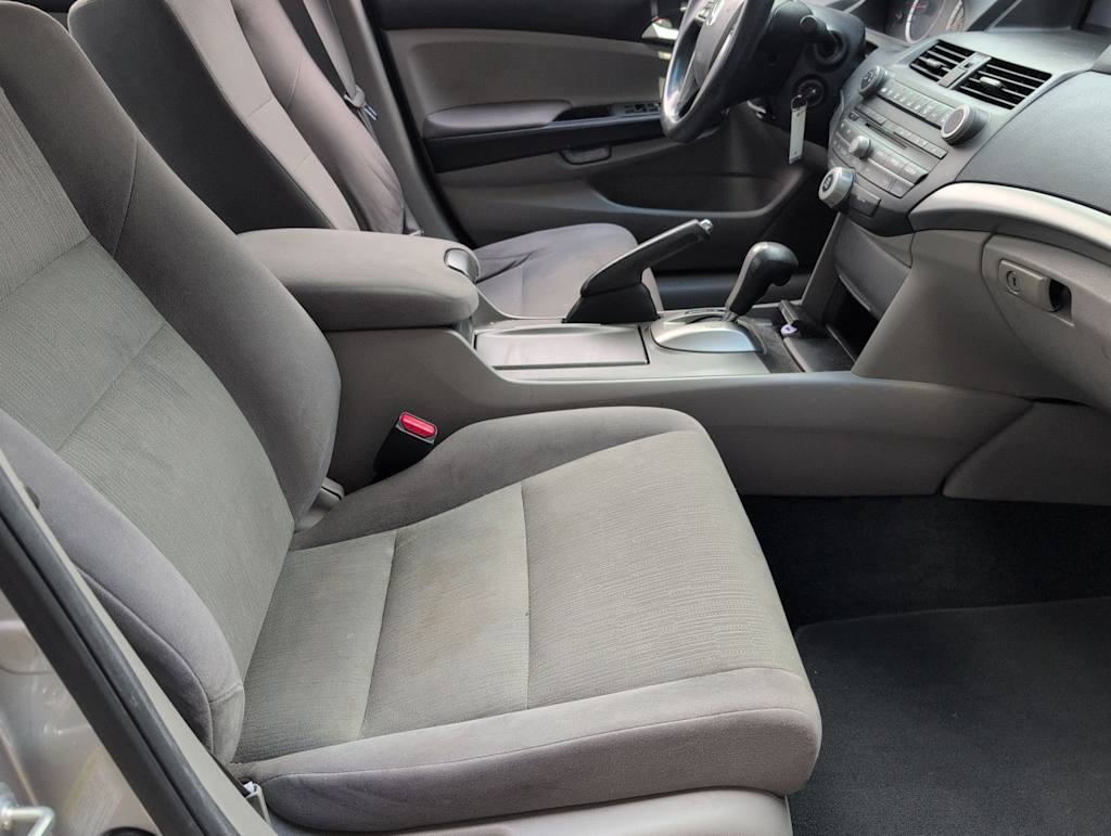 Thumbnail: 2011 Honda Accord - 10