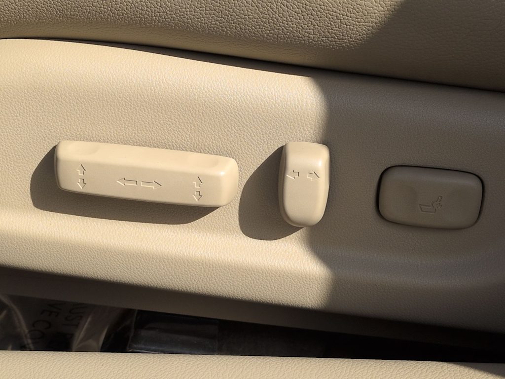 Thumbnail: 2010 Honda Accord - 24