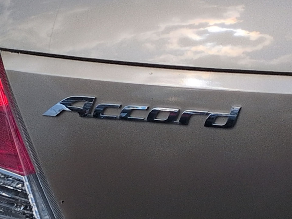 Thumbnail: 2010 Honda Accord - 23
