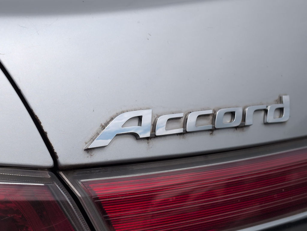 Thumbnail: 2011 Honda Accord - 23
