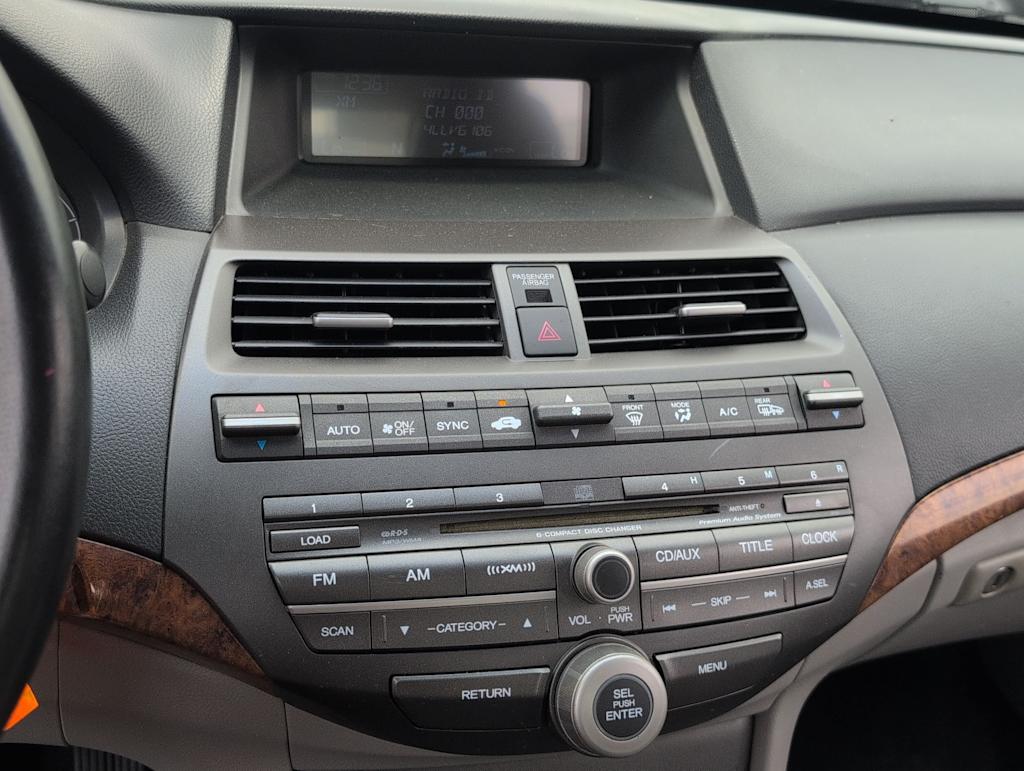Thumbnail: 2011 Honda Accord - 14