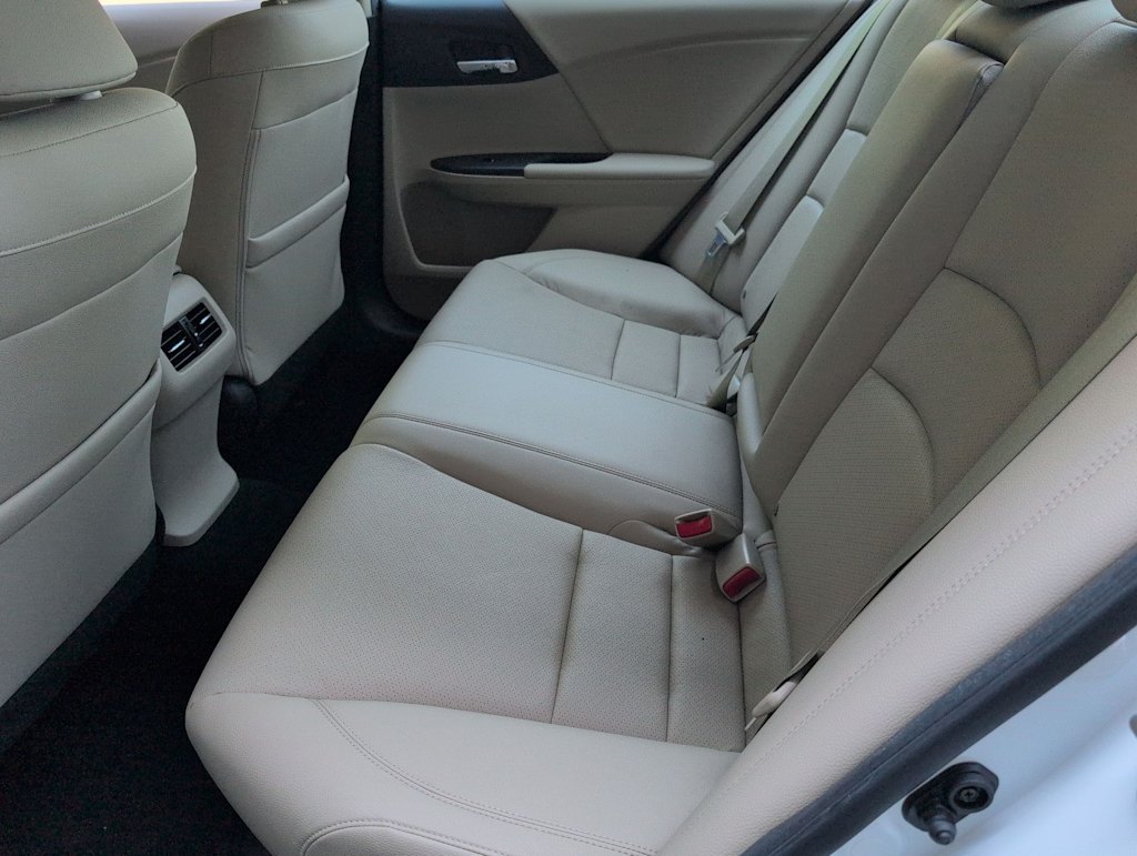 Thumbnail: 2015 Honda Accord - 27