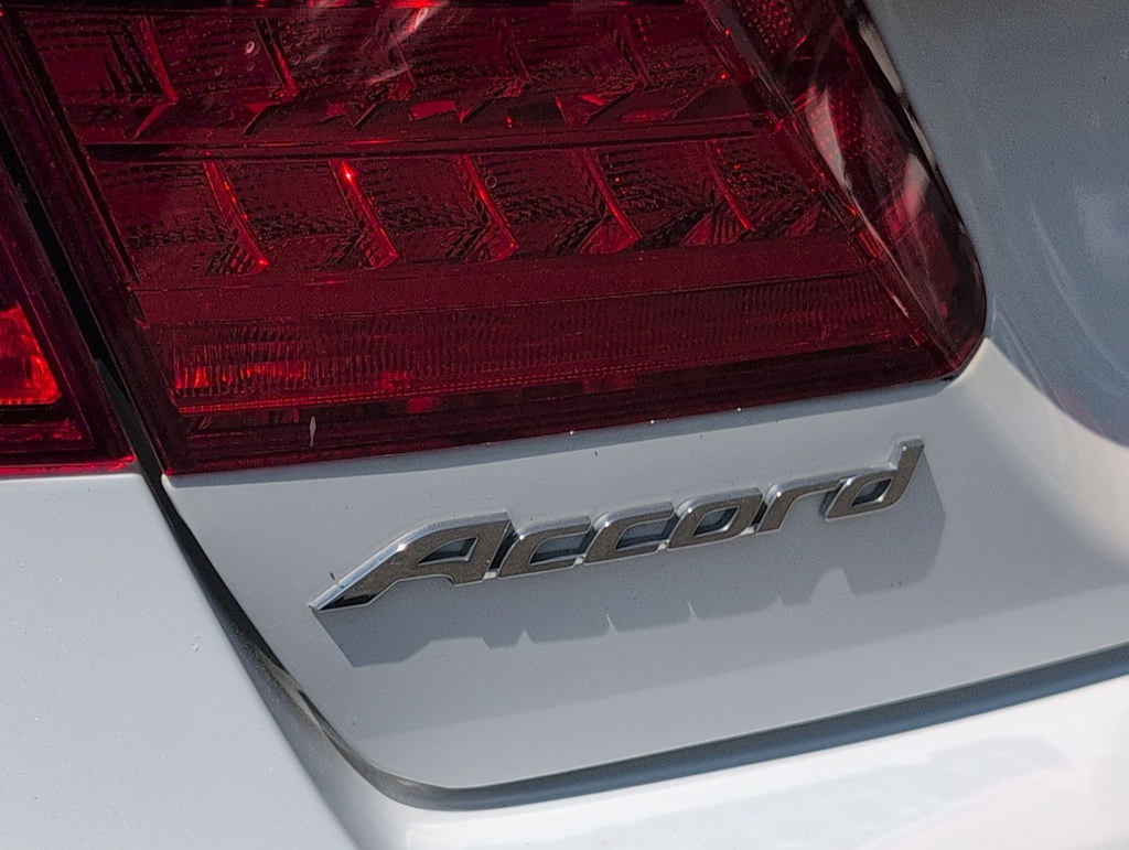 Thumbnail: 2015 Honda Accord - 25