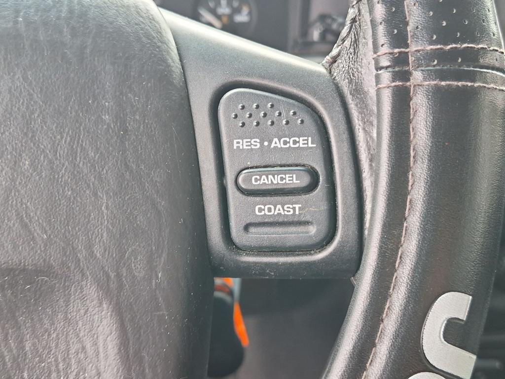 Thumbnail: 1999 Jeep Grand Cherokee - 28