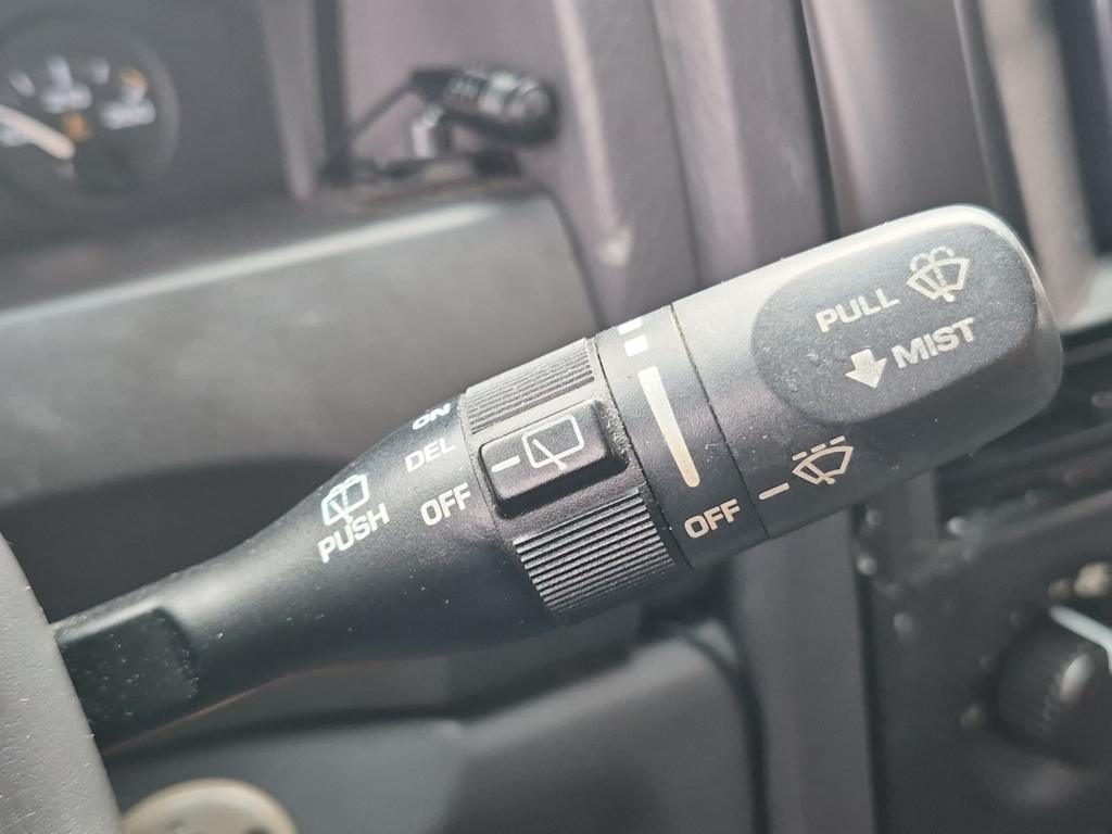 Thumbnail: 1999 Jeep Grand Cherokee - 29