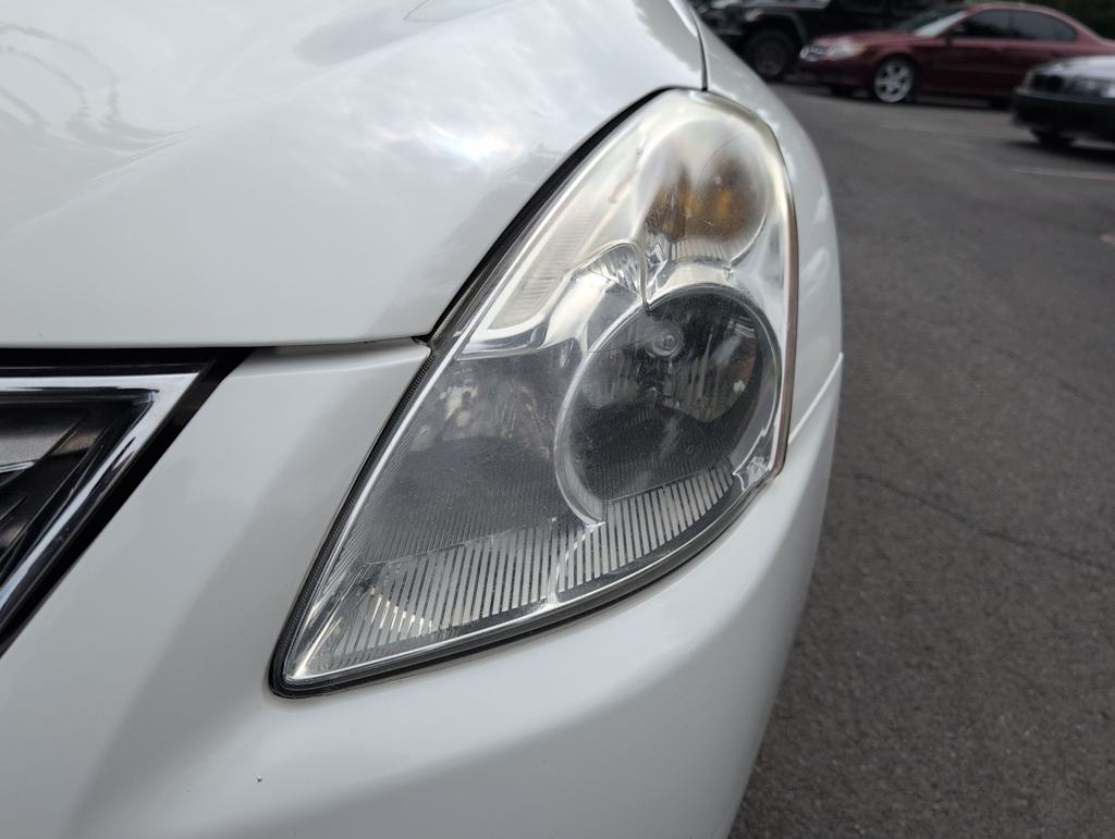 Thumbnail: 2012 Nissan Altima - 22