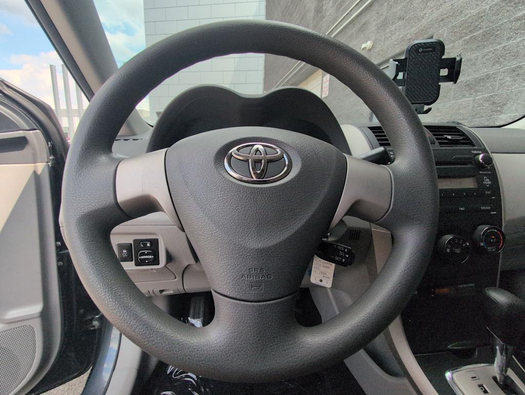 Thumbnail: 2010 Toyota Corolla - 13