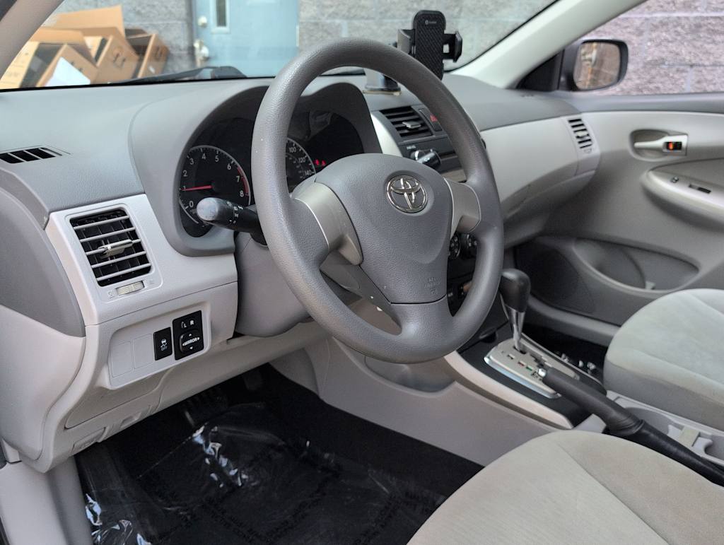 Thumbnail: 2010 Toyota Corolla - 2