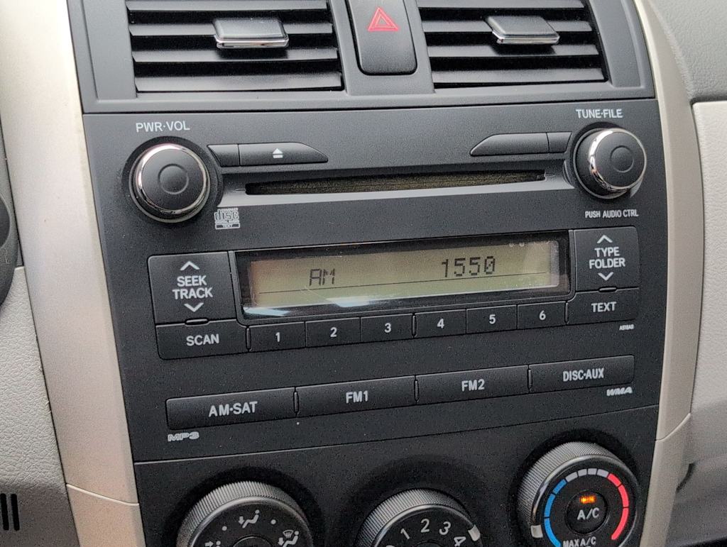 Thumbnail: 2010 Toyota Corolla - 14