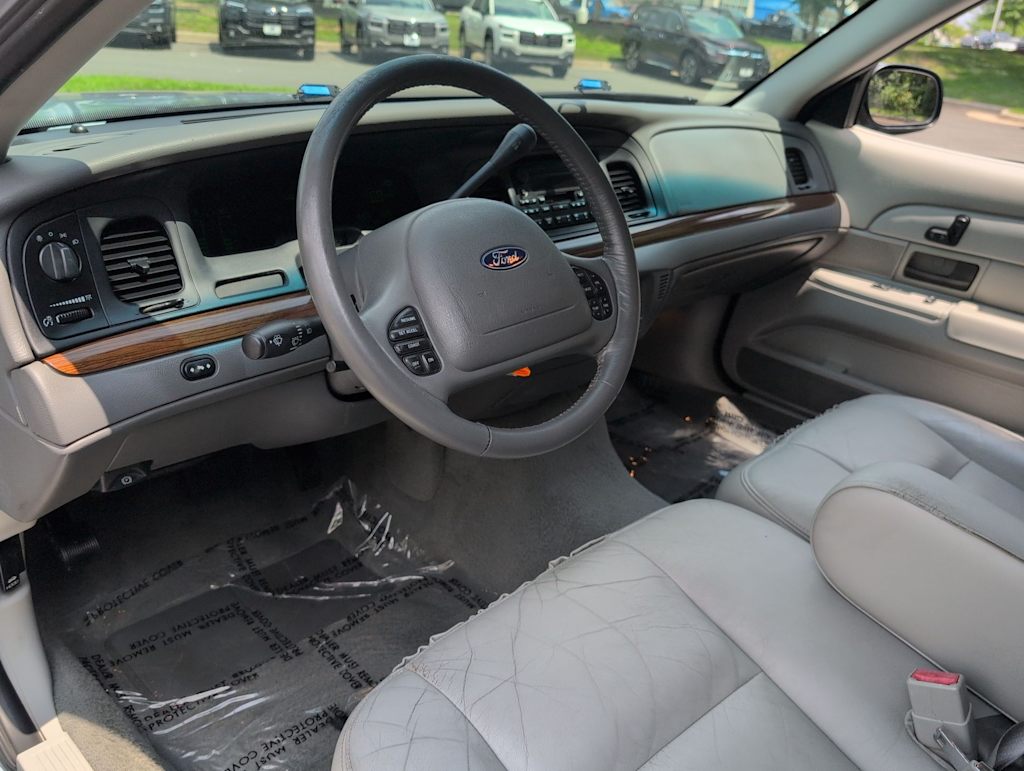 Thumbnail: 2003 Ford Crown Victoria - 2