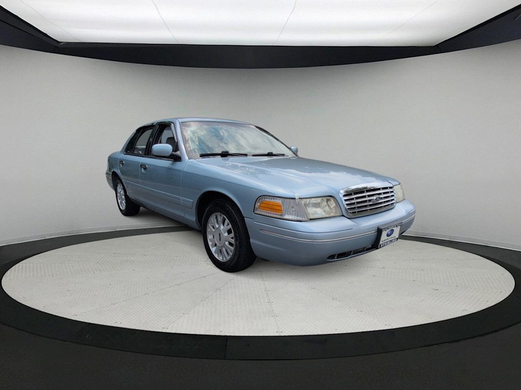 Thumbnail: 2003 Ford Crown Victoria - 17
