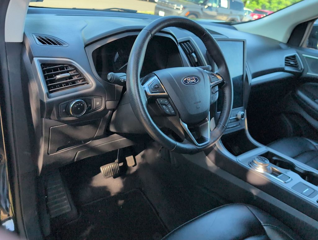 Thumbnail: 2024 Ford Edge - 2