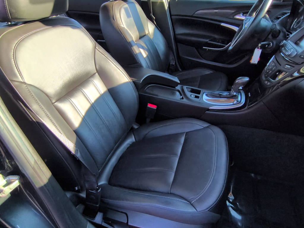 Thumbnail: 2014 Buick Regal - 29