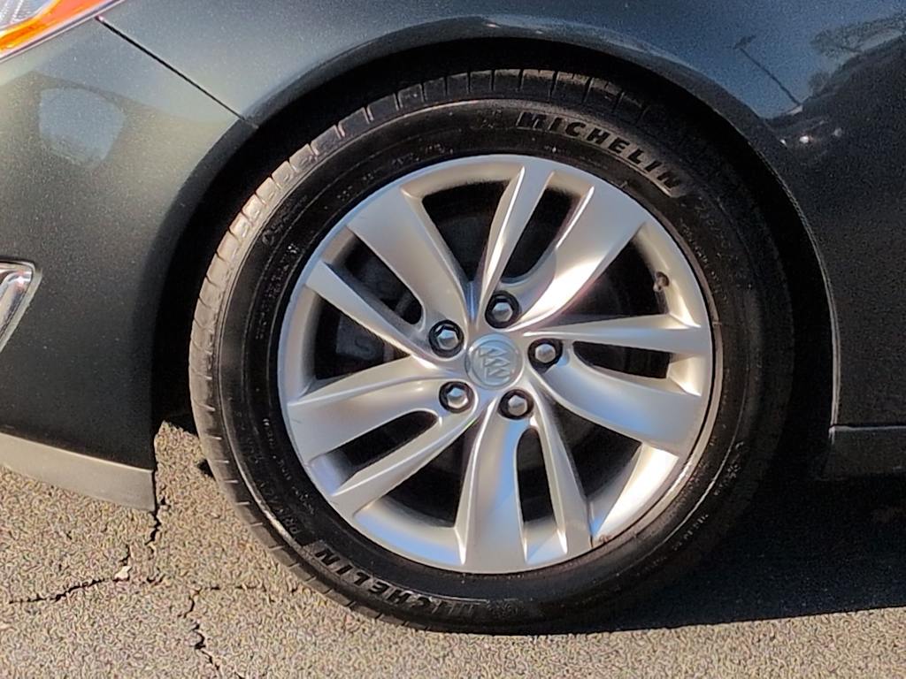 Thumbnail: 2014 Buick Regal - 8