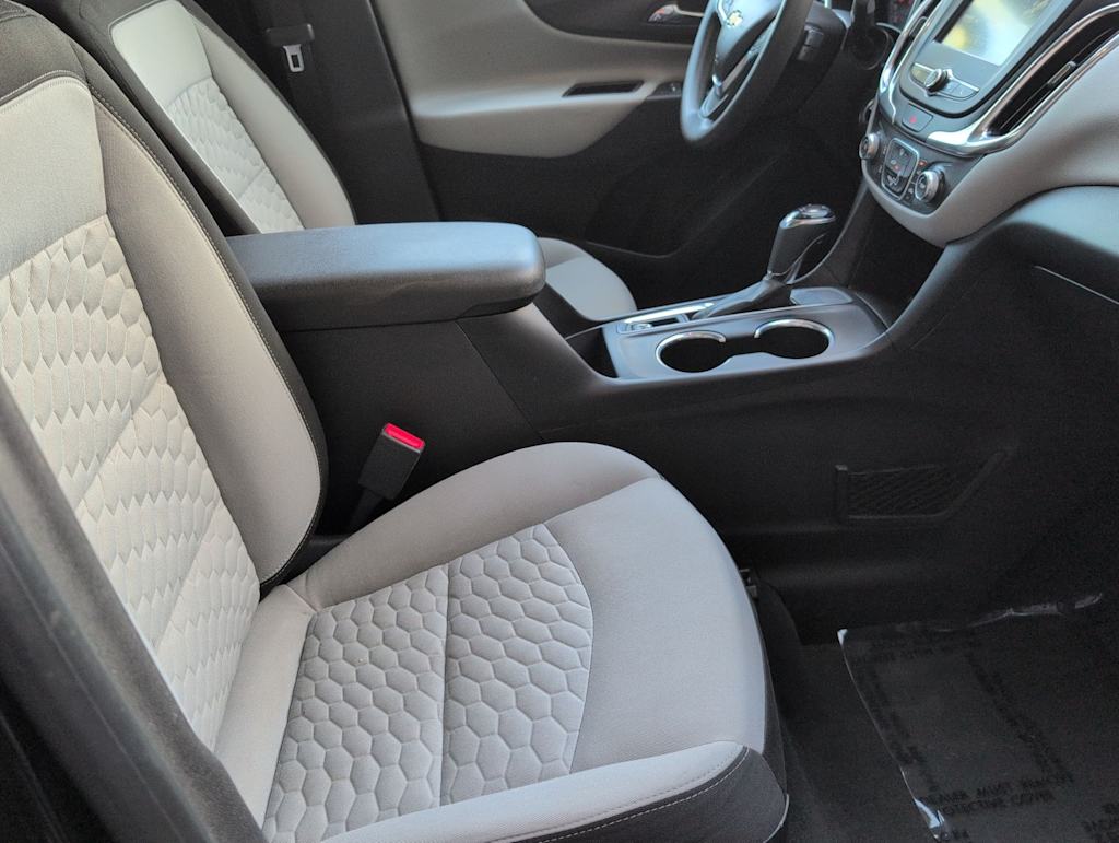Thumbnail: 2018 Chevrolet Equinox - 27