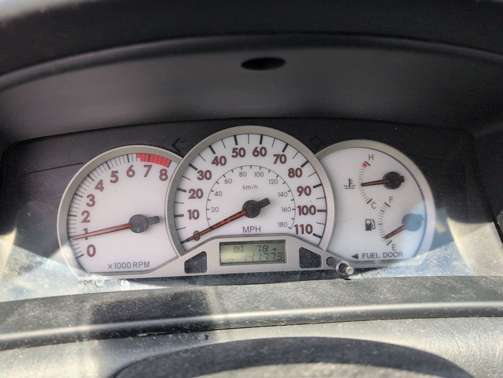 Thumbnail: 2005 Toyota Corolla - 17