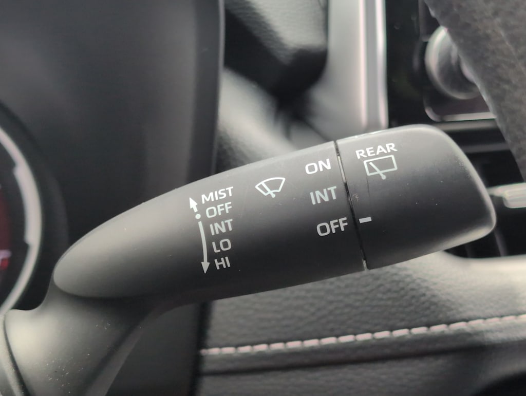 Thumbnail: 2023 Toyota RAV4 - 28