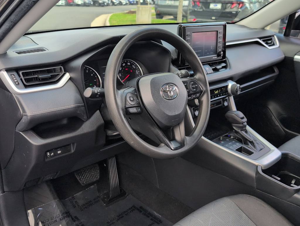 Thumbnail: 2022 Toyota RAV4 - 2