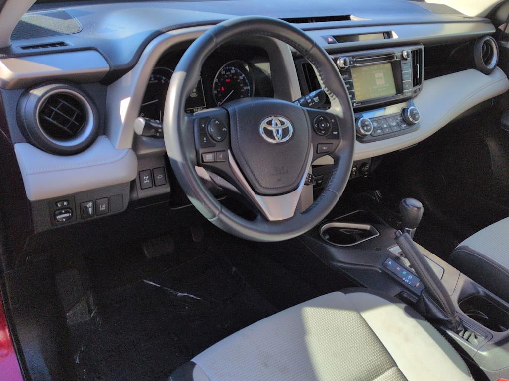 Thumbnail: 2017 Toyota RAV4 - 2