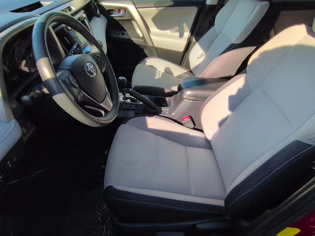 Thumbnail: 2017 Toyota RAV4 - 11