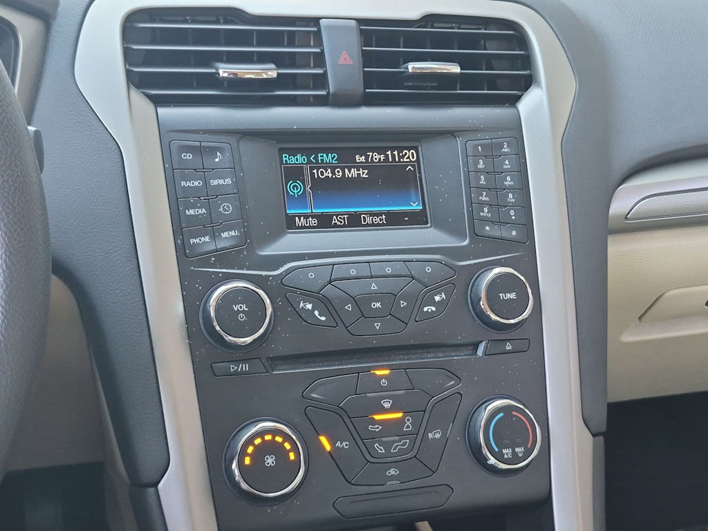 Thumbnail: 2014 Ford Fusion - 14
