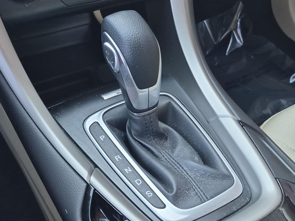Thumbnail: 2014 Ford Fusion - 15